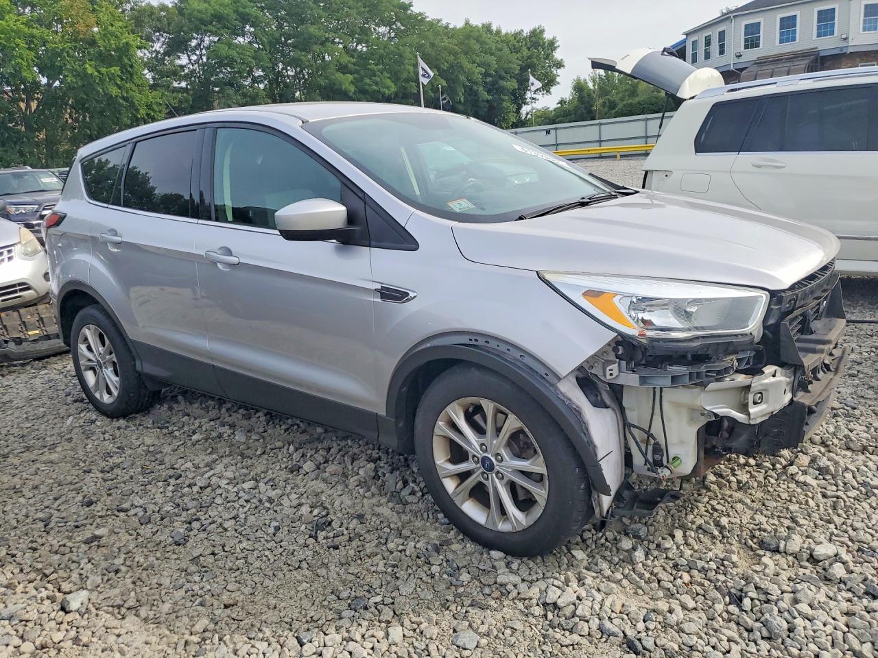 2017 FORD ESCAPE SE — снимка 4