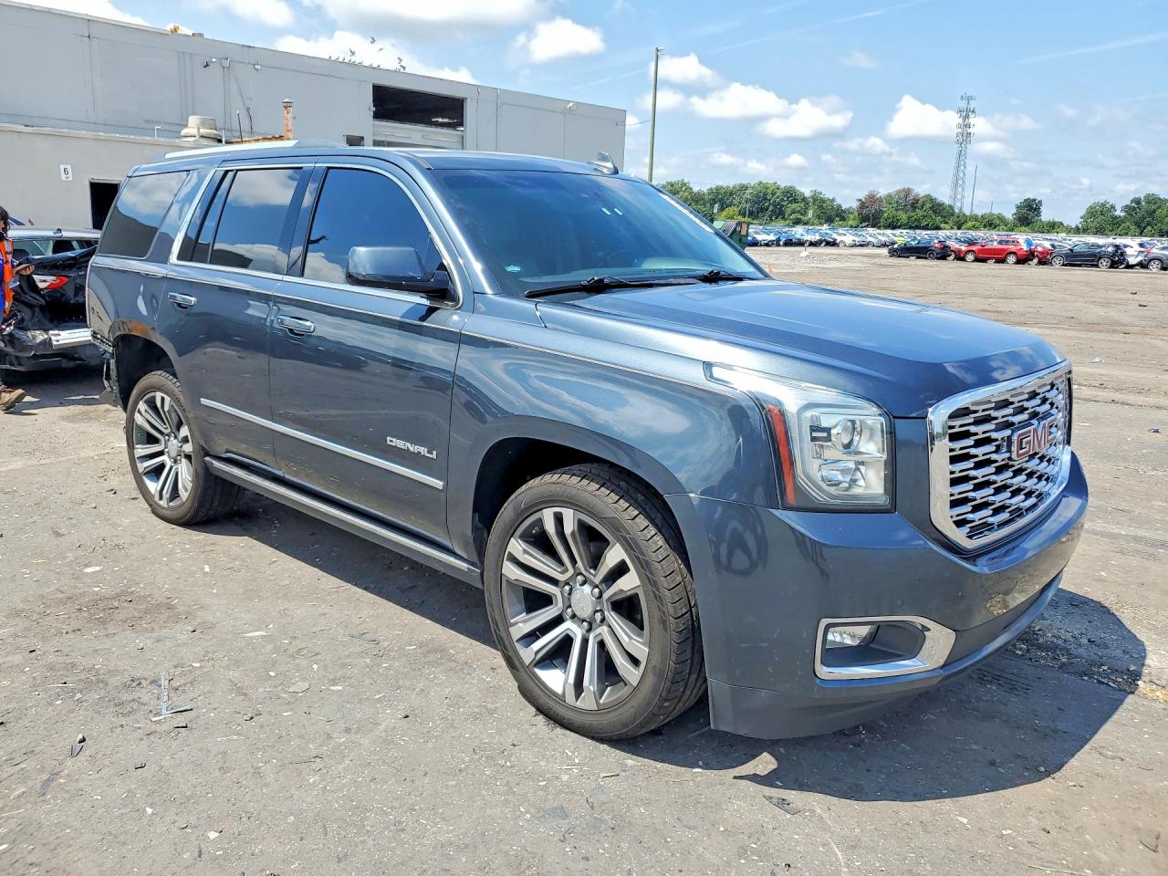 2019 GMC YUKON DENALI — снимка 4