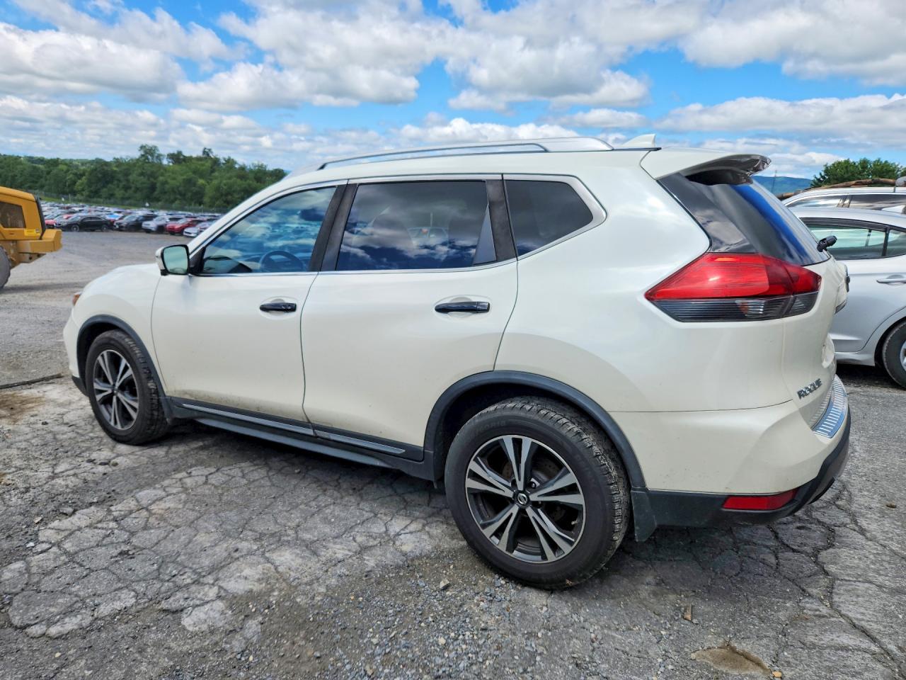 2017 NISSAN ROGUE SL — снимка 2