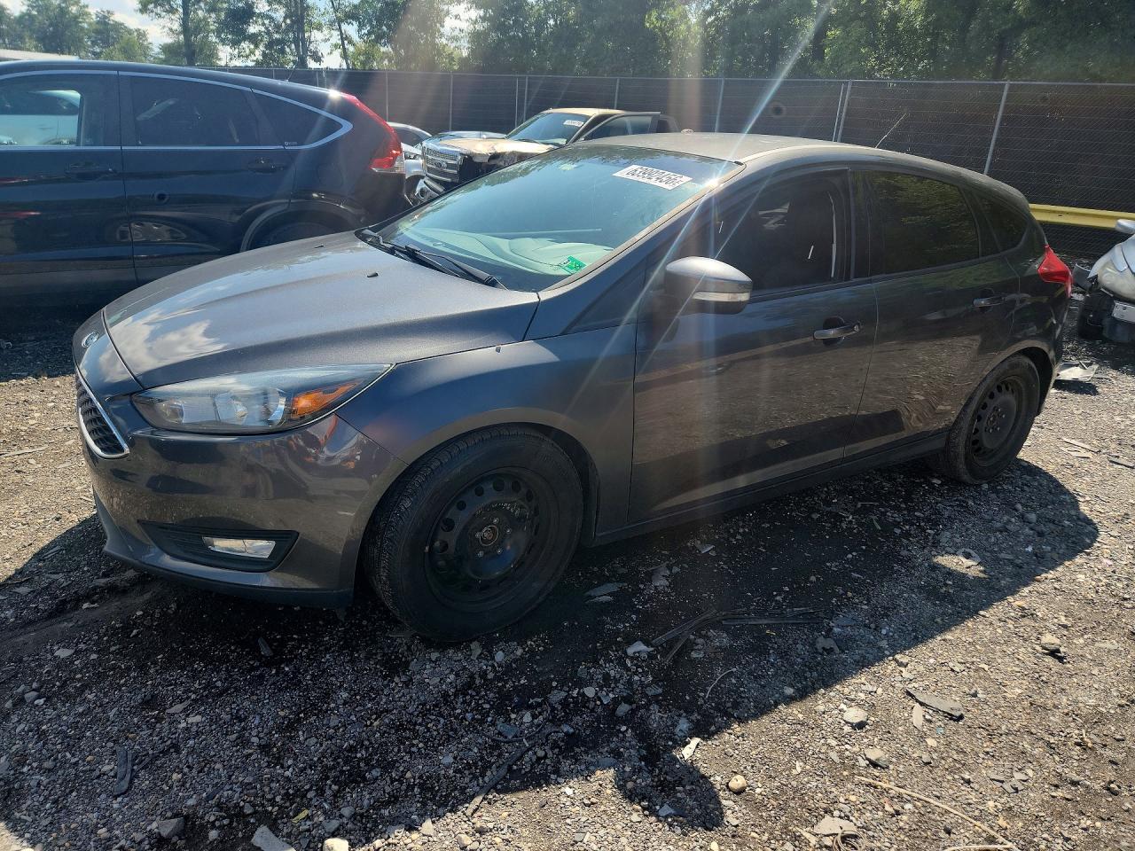 2015 FORD FOCUS SE