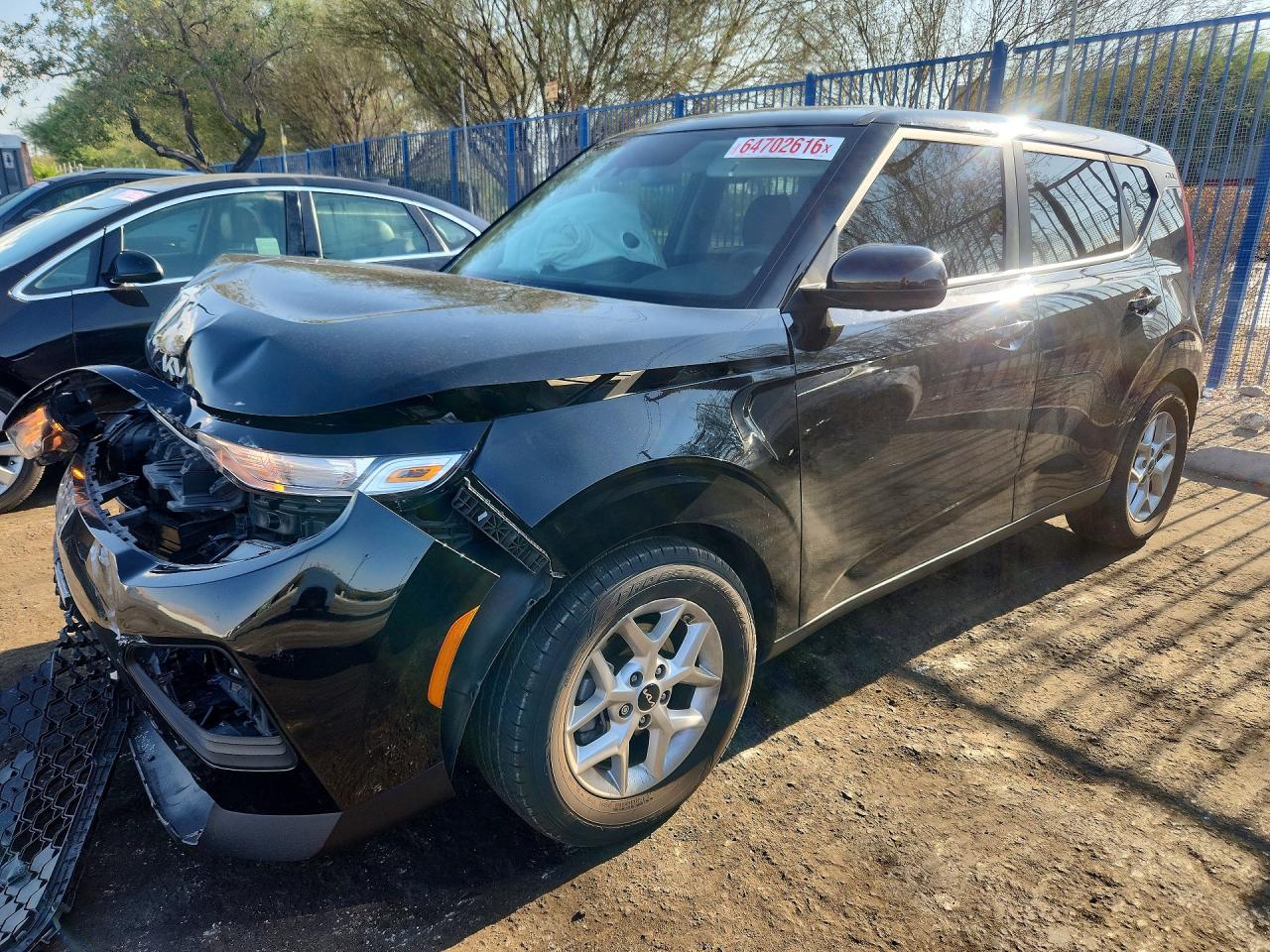 2022 KIA SOUL LX