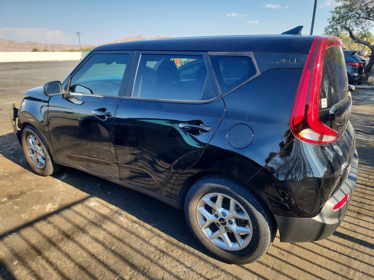 2022 KIA SOUL LX — снимка 2