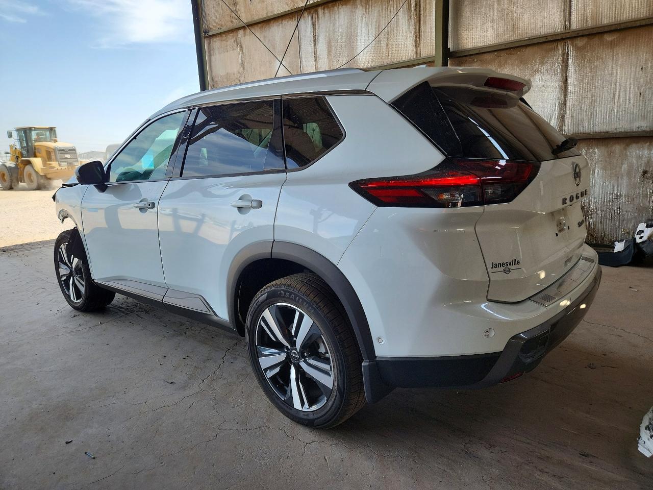2024 NISSAN ROGUE SL — снимка 2