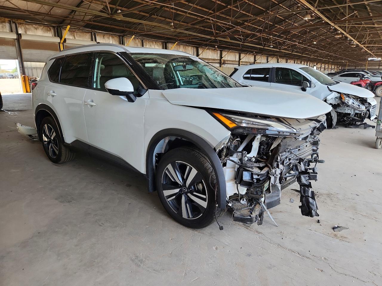 2024 NISSAN ROGUE SL — снимка 4
