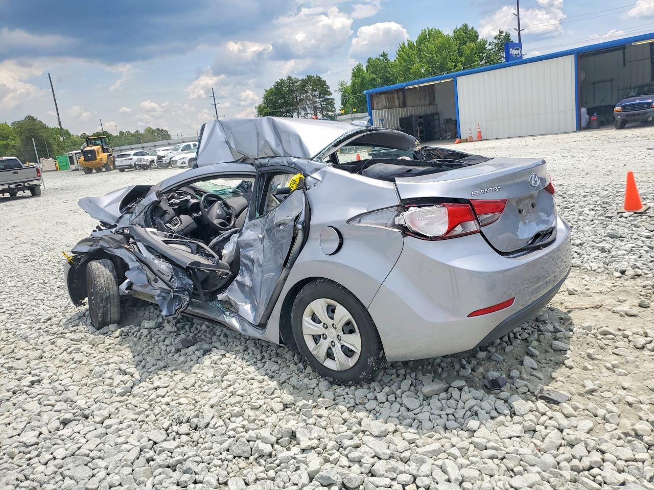 2016 HYUNDAI ELANTRA SE — снимка 2