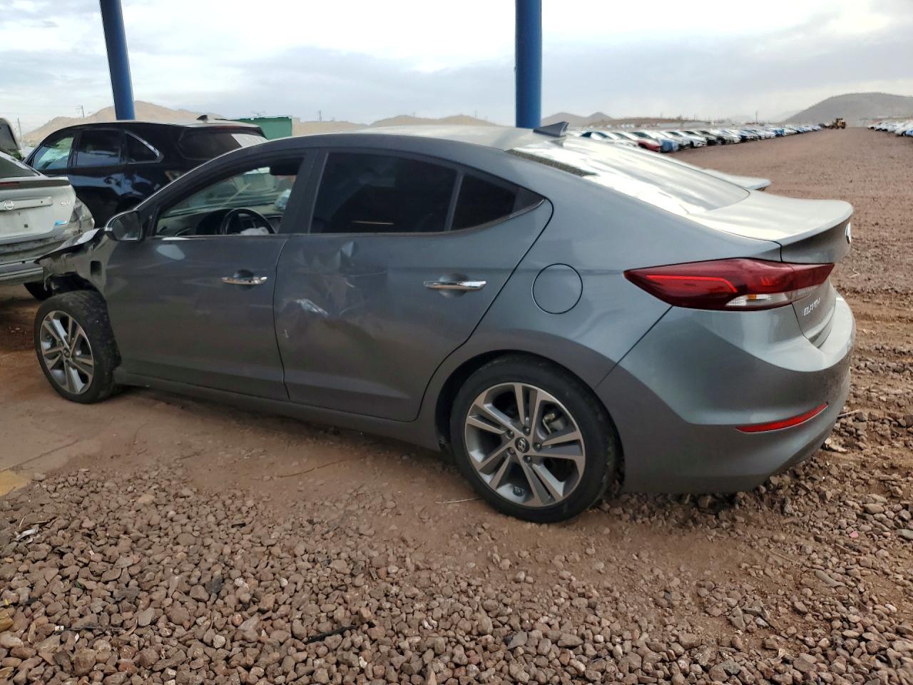 2017 HYUNDAI ELANTRA LIMITED — снимка 2