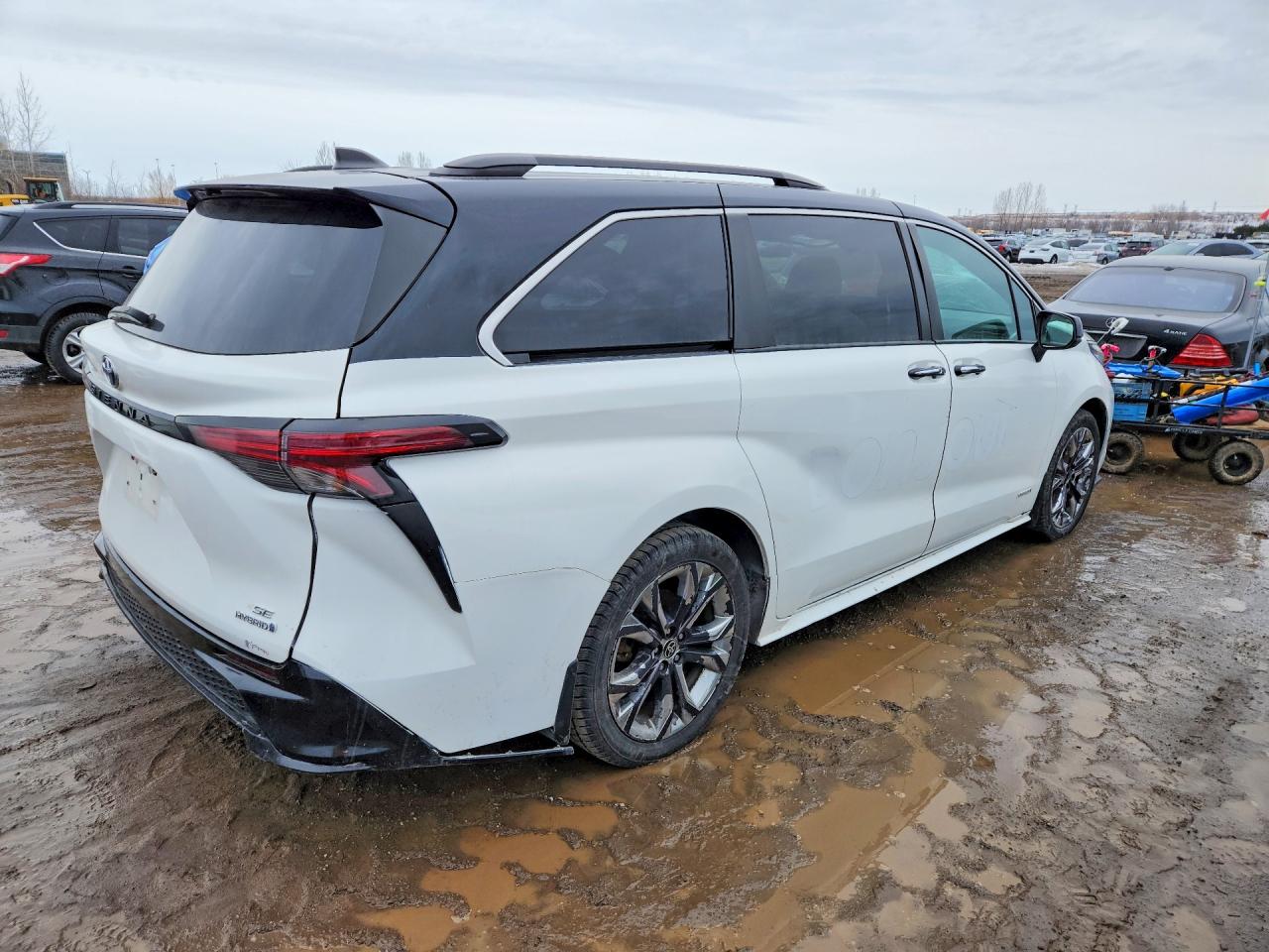 2021 TOYOTA SIENNA LE — снимка 3