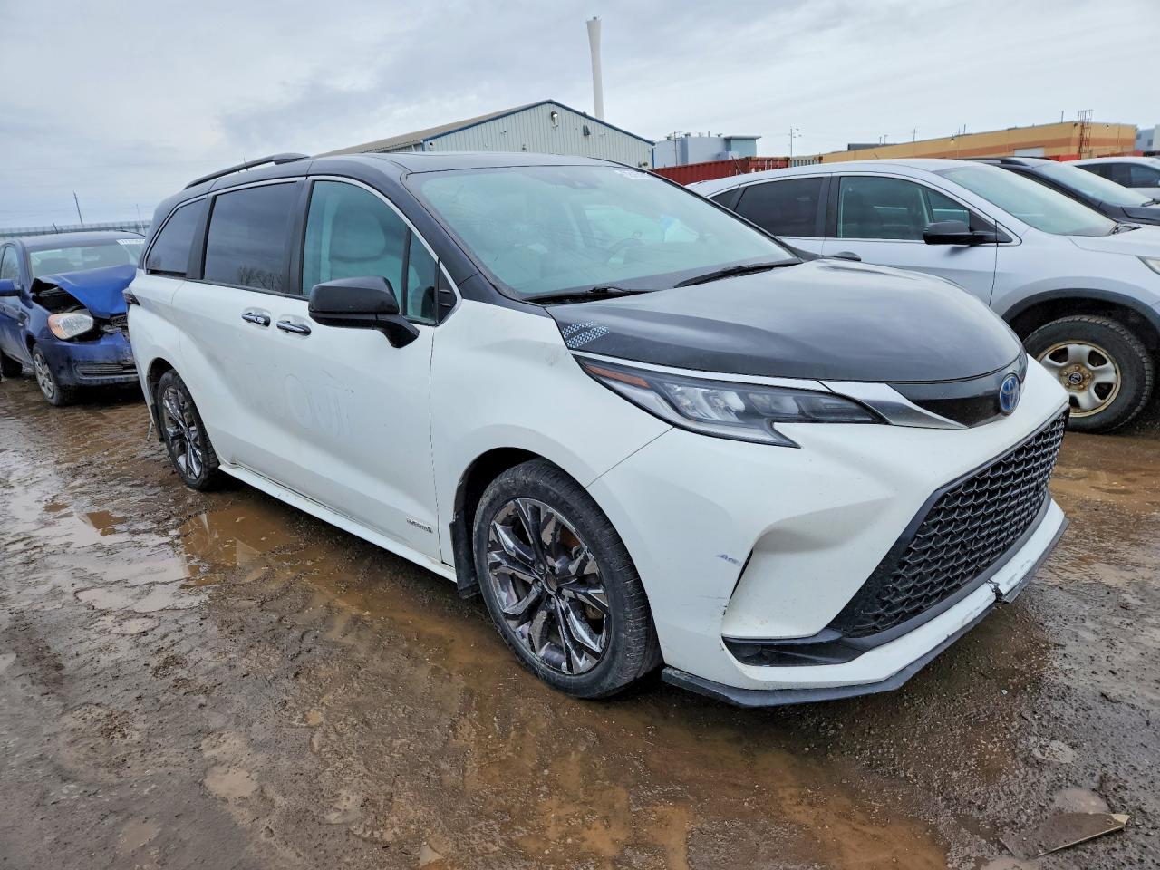 2021 TOYOTA SIENNA LE — снимка 4