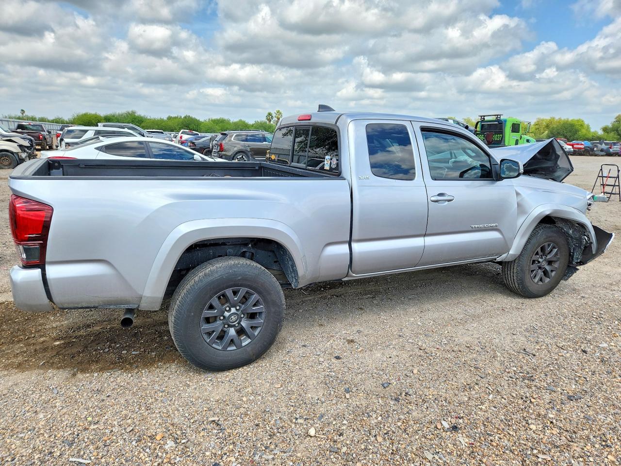 2022 TOYOTA TACOMA SR5 V6 — снимка 3