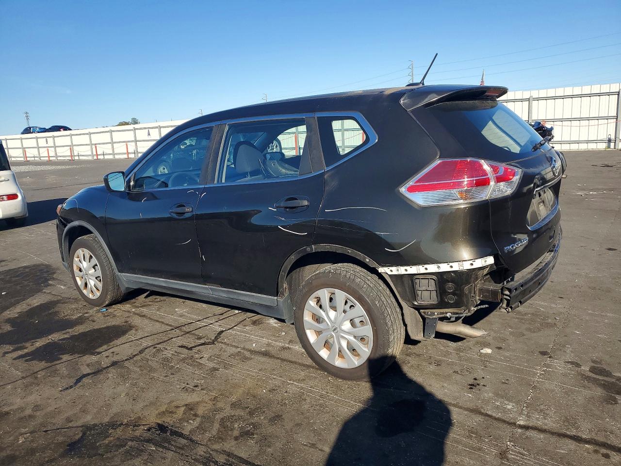 2016 NISSAN ROGUE S — снимка 2
