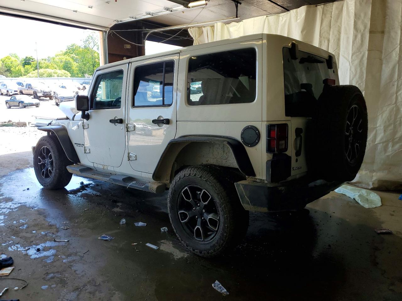 2017 JEEP WRANGLER UNLIMITED SAHARA — снимка 2