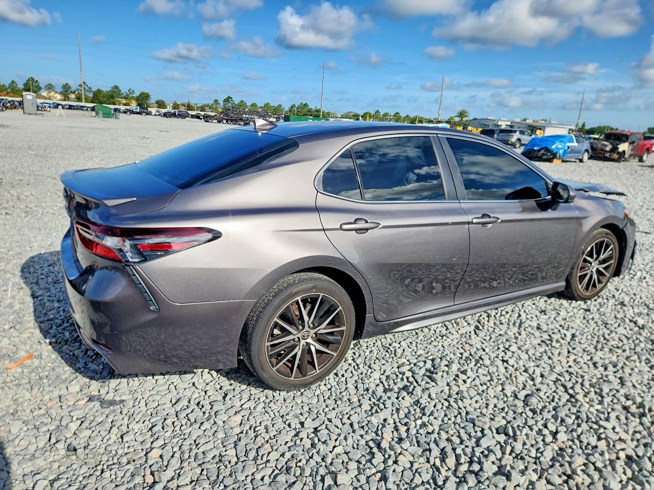 2021 TOYOTA CAMRY SE — снимка 3