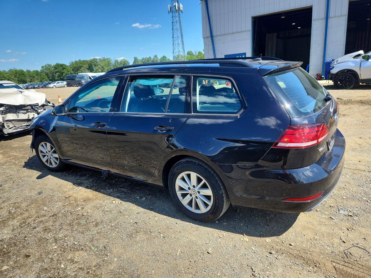 2019 VOLKSWAGEN GOLF SPORTWAGEN S — снимка 2