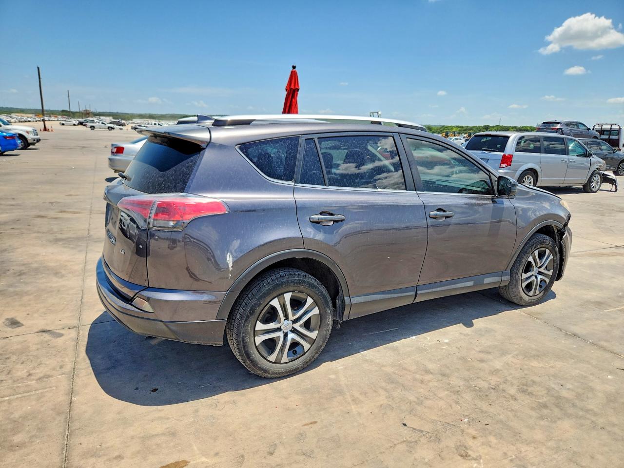 2016 TOYOTA RAV4 LE — снимка 3