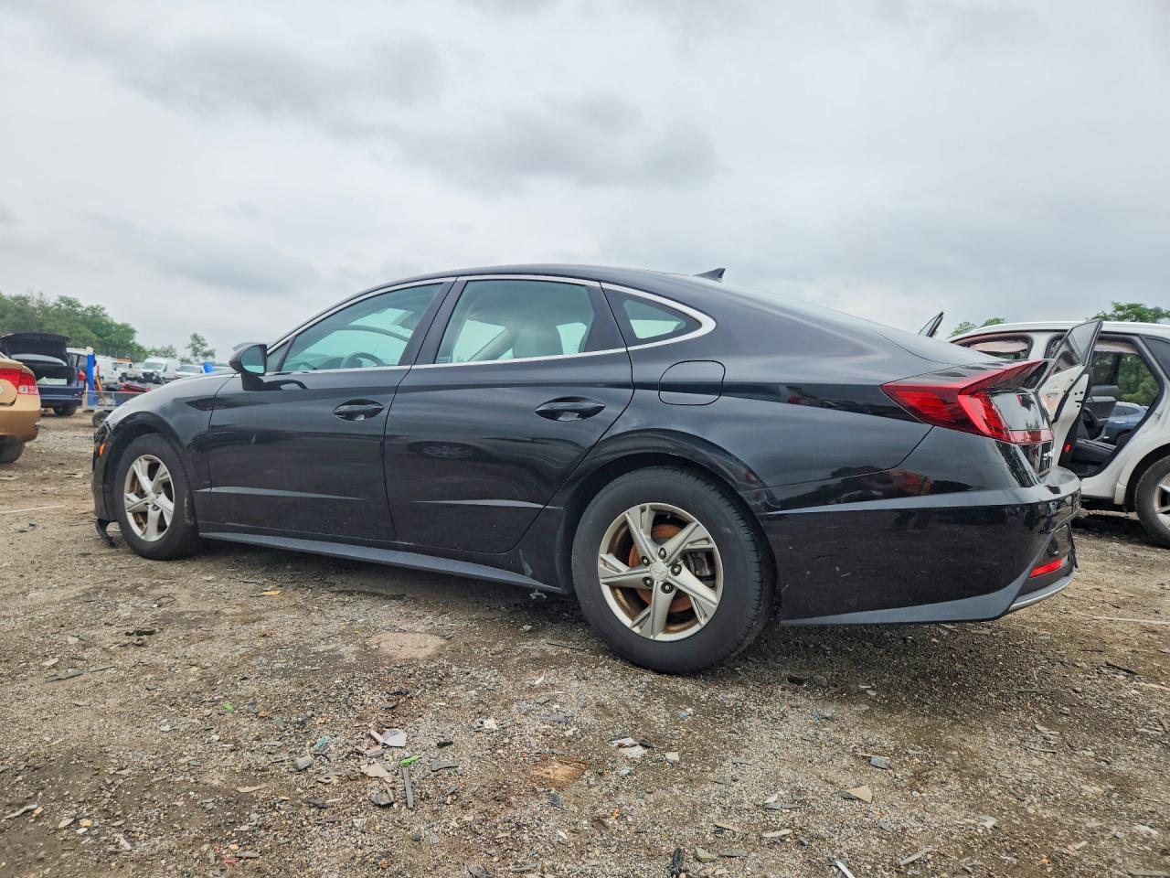 2020 HYUNDAI SONATA SE — снимка 2