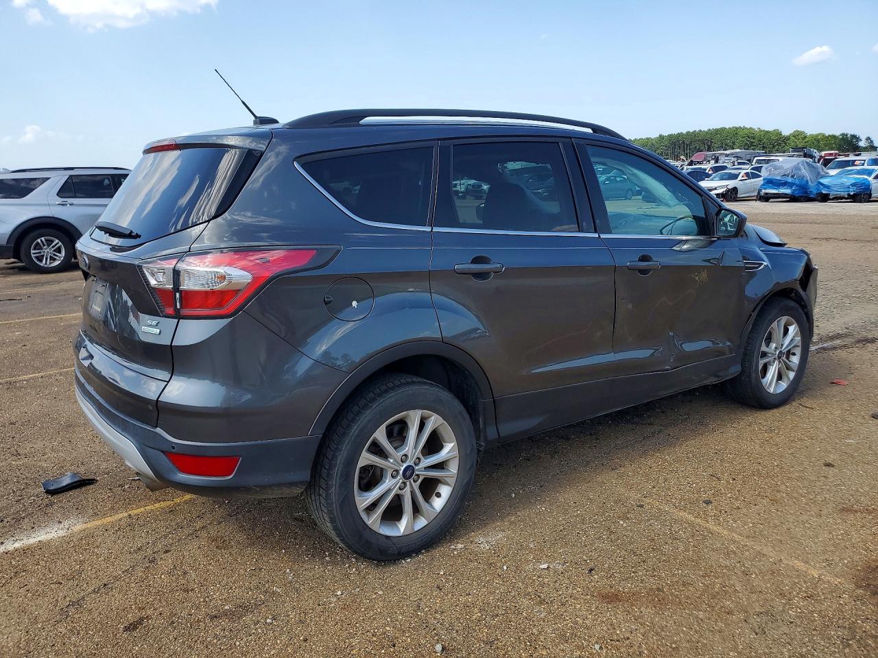 2017 FORD ESCAPE SE — снимка 3