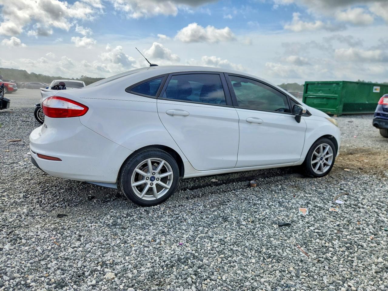 2015 FORD FIESTA SE — снимка 4