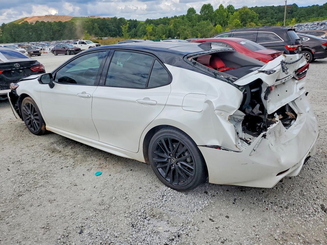 2023 TOYOTA CAMRY XSE — снимка 2