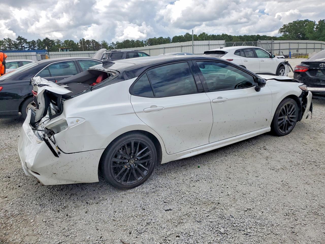 2023 TOYOTA CAMRY XSE — снимка 3