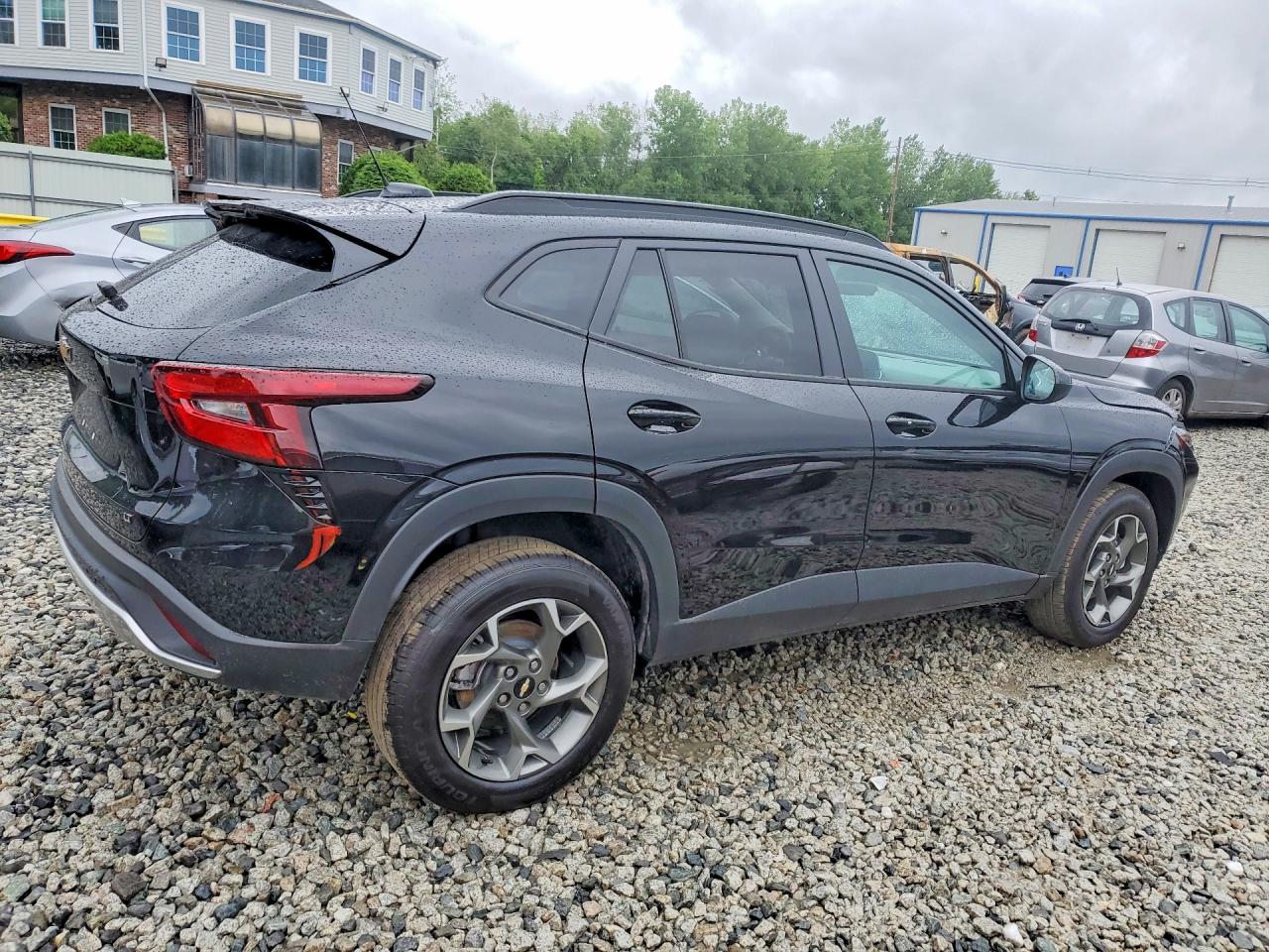 2025 CHEVROLET TRAX 1LT — снимка 3
