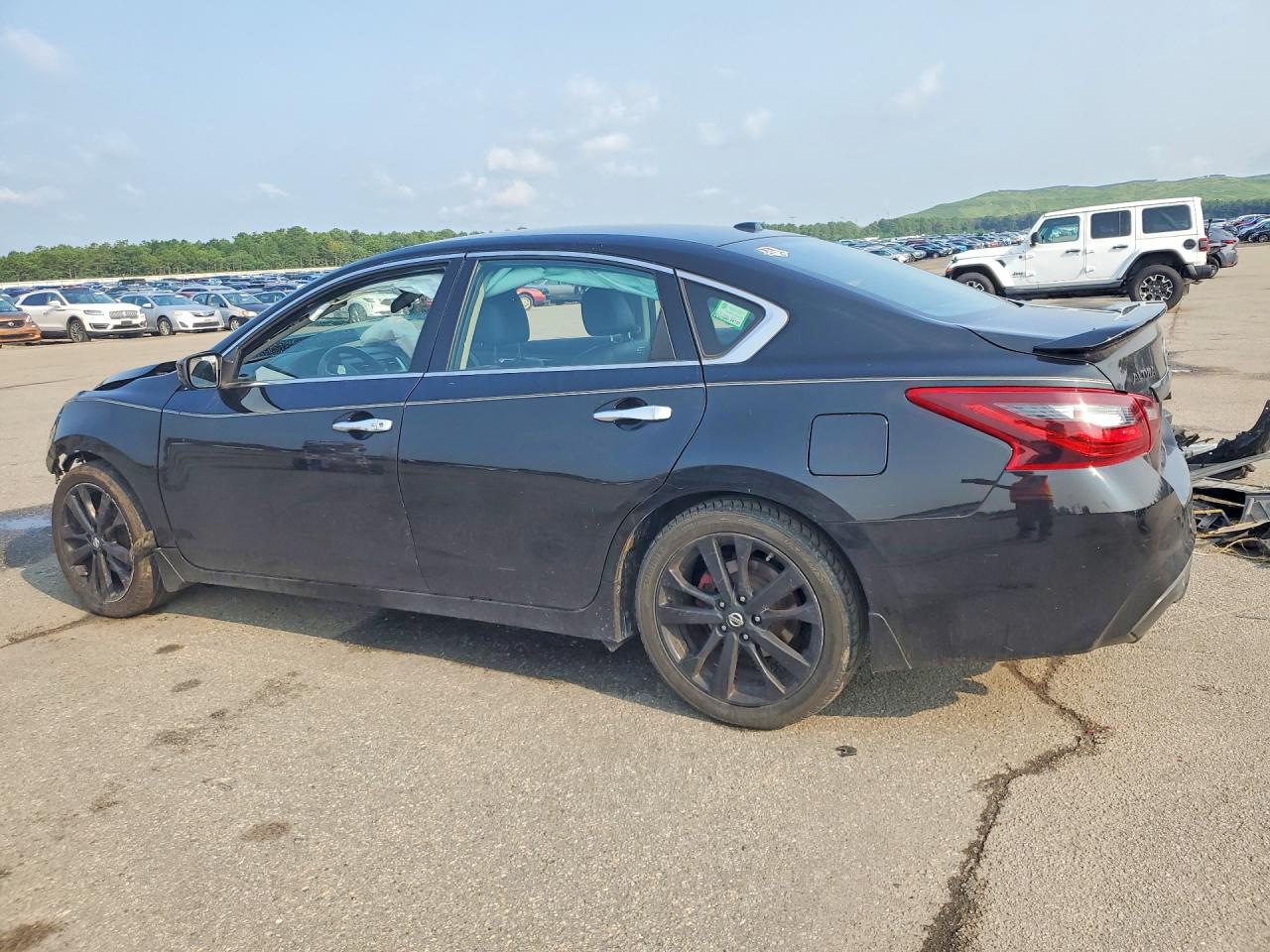 2018 NISSAN ALTIMA 2.5 SR — снимка 2