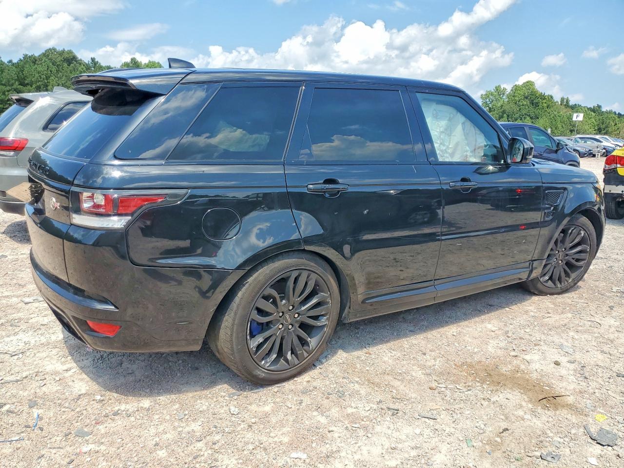 2017 LAND ROVER RANGE ROVER SPORT SVR — снимка 3