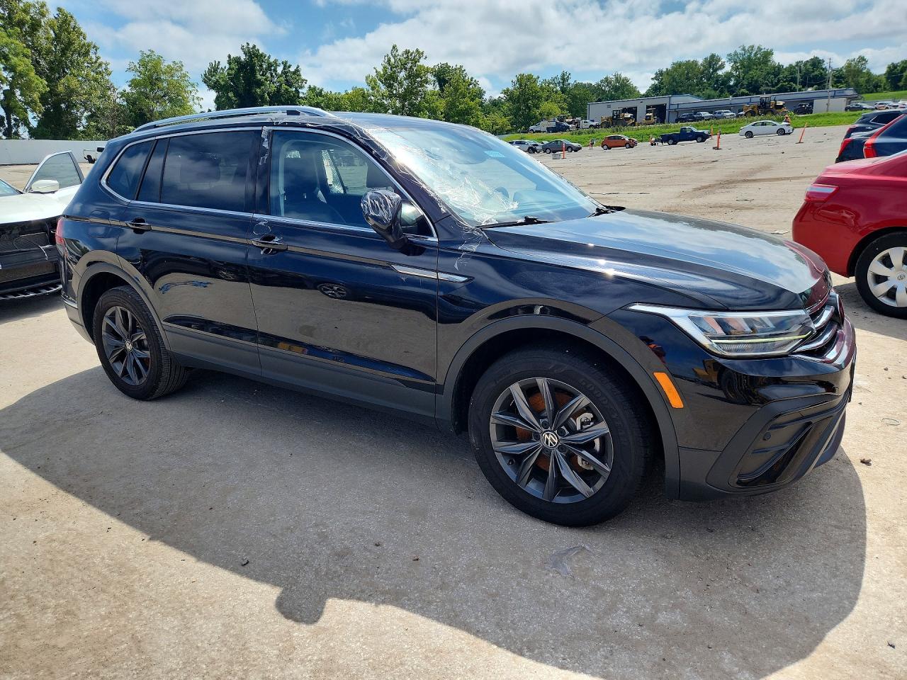 2023 VOLKSWAGEN TIGUAN SE — снимка 4