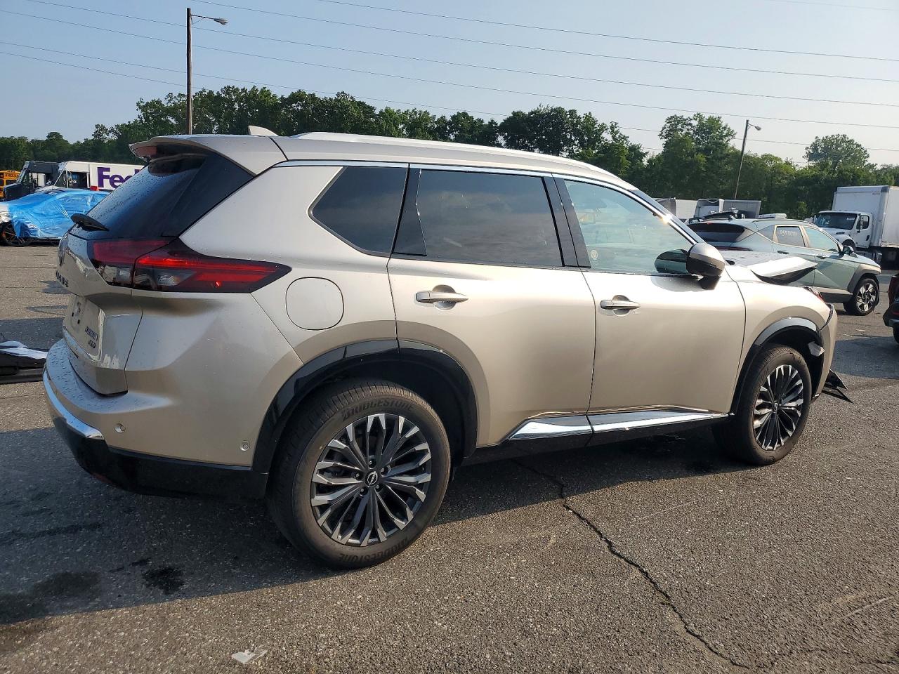 2026 NISSAN ROGUE PLATINUM — снимка 3