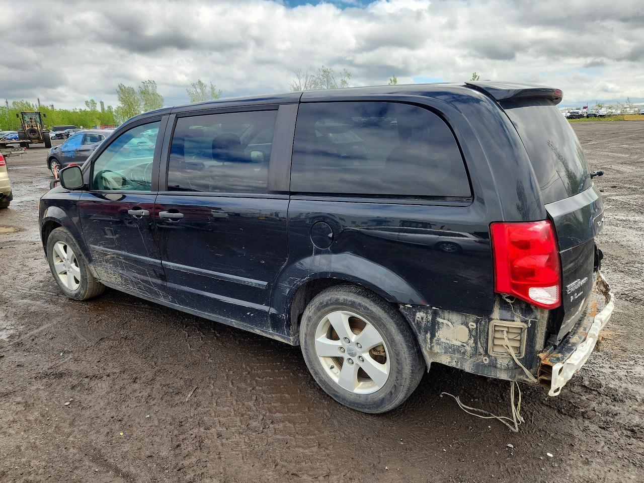 2017 DODGE GRAND CARAVAN SE — снимка 2
