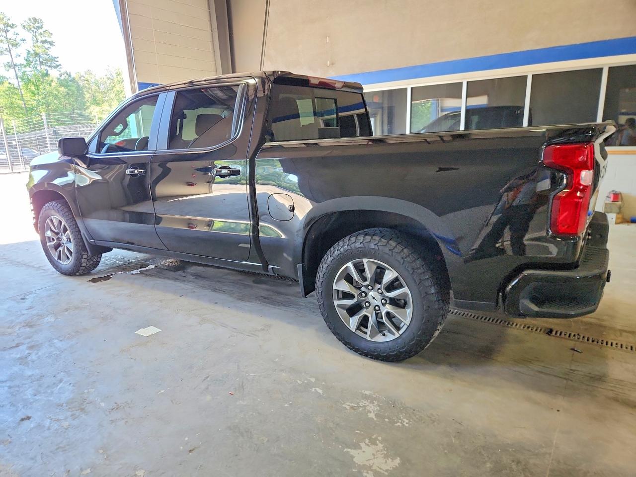 2019 CHEVROLET SILVERADO K1500 RST — снимка 2