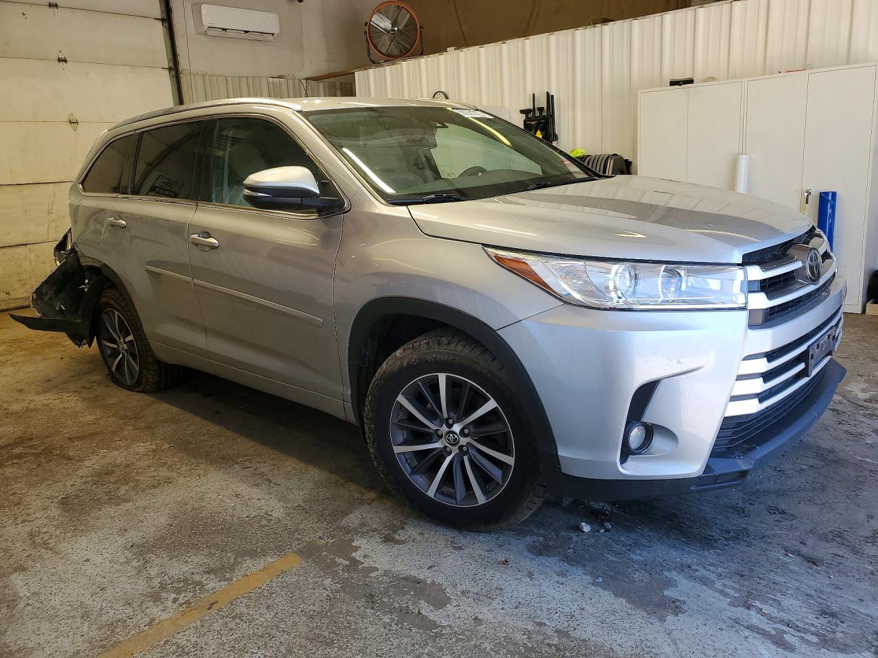 2017 TOYOTA HIGHLANDER XLE — снимка 4