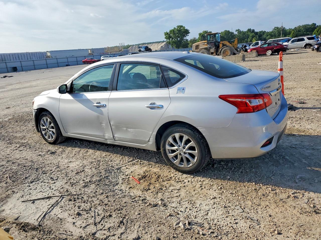 2018 NISSAN SENTRA SV — снимка 2