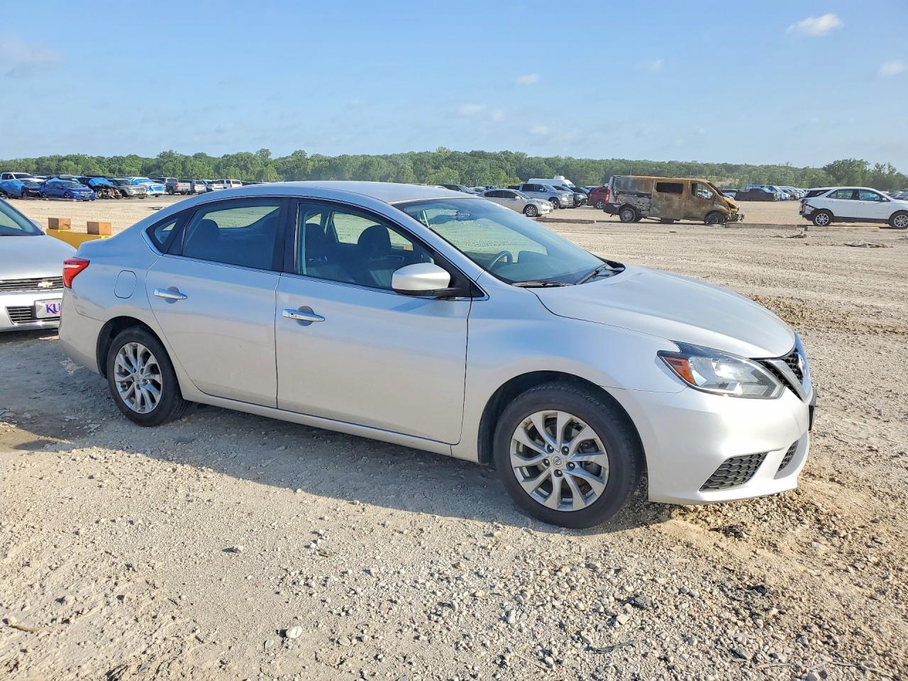 2018 NISSAN SENTRA SV — снимка 4