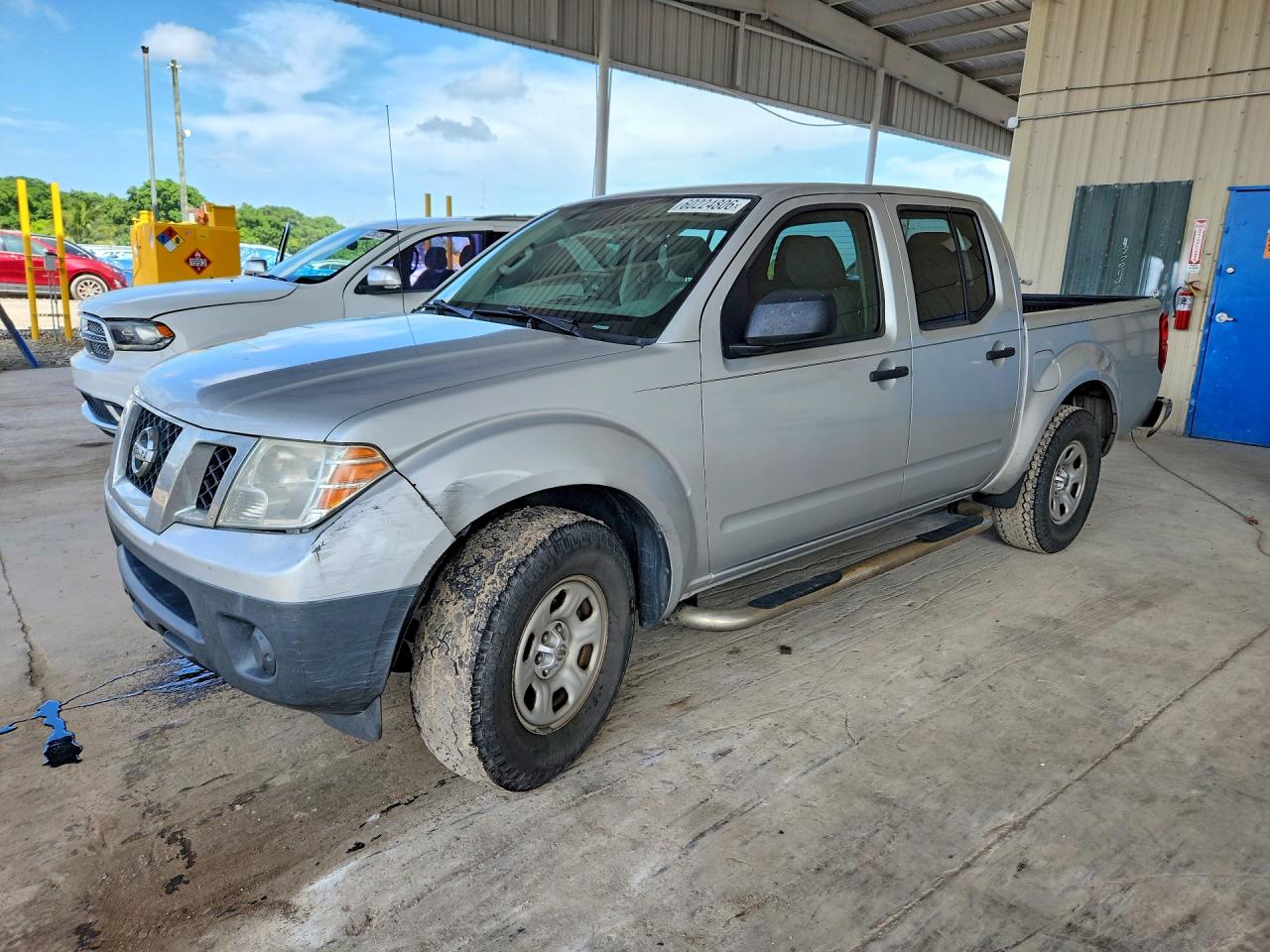 2016 NISSAN FRONTIER S