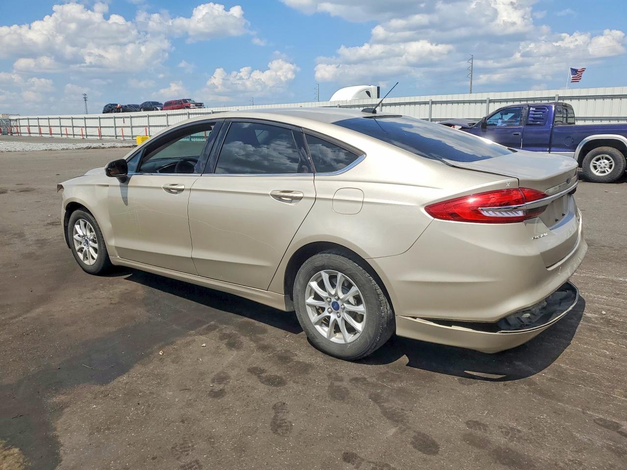 2017 FORD FUSION S — снимка 2
