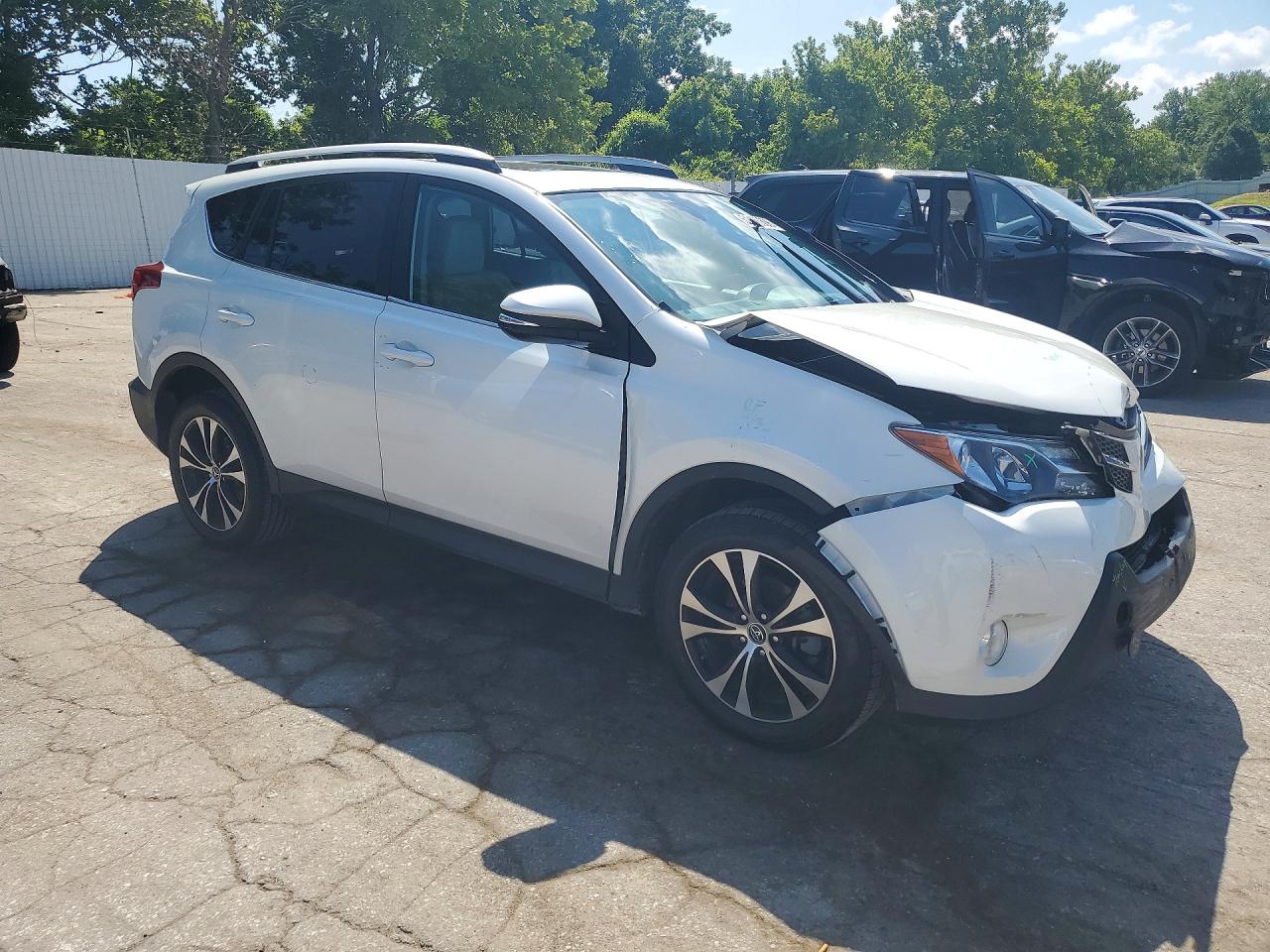 2015 TOYOTA RAV4 LIMITED — снимка 4