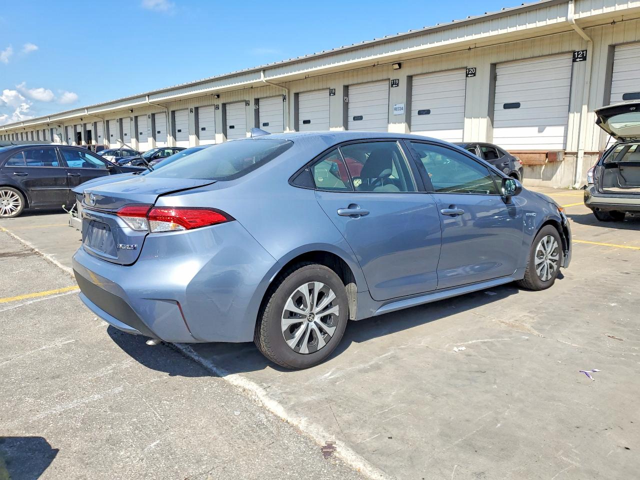 2021 TOYOTA COROLLA LE — снимка 3