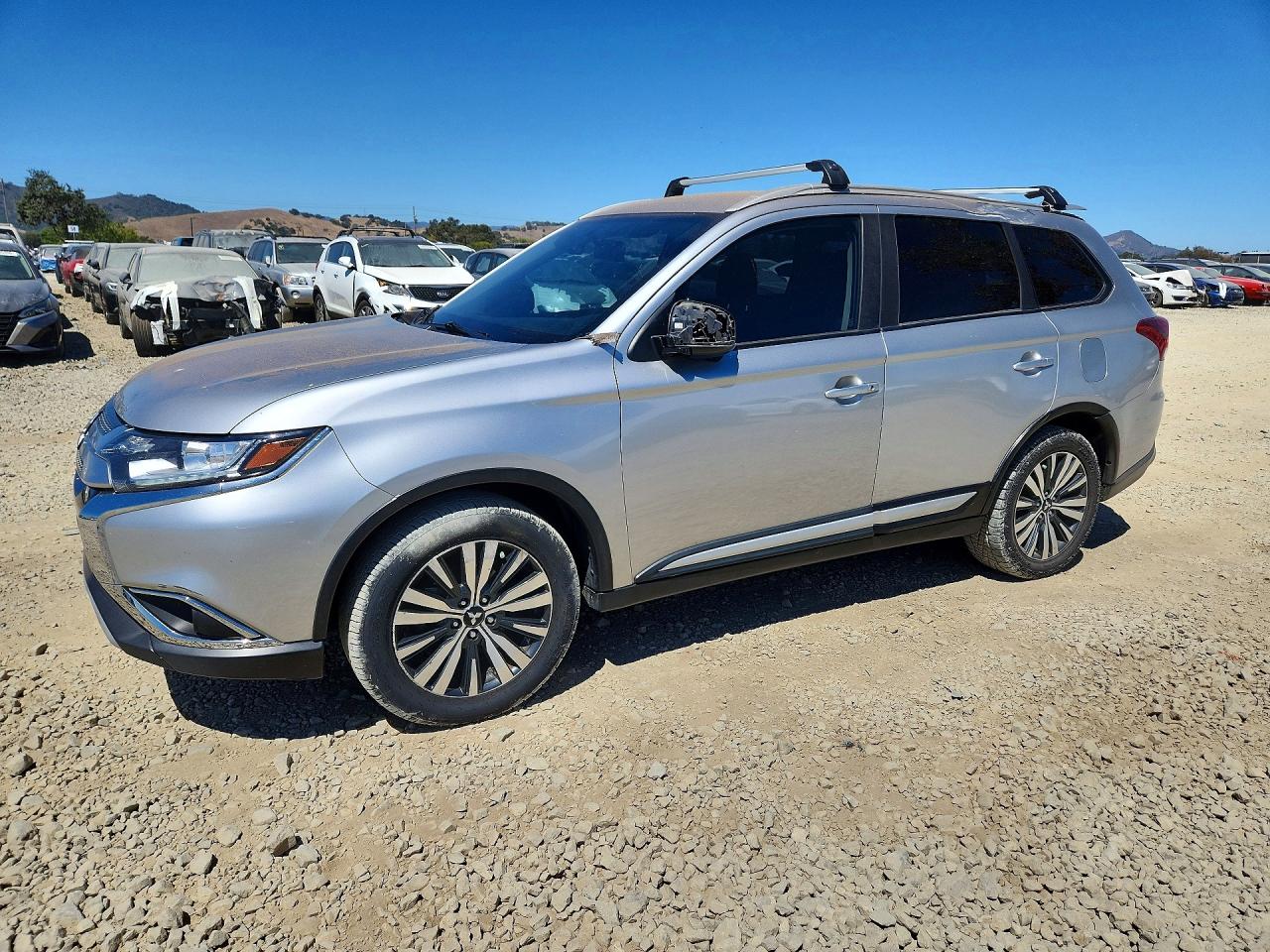 2020 MITSUBISHI OUTLANDER ES