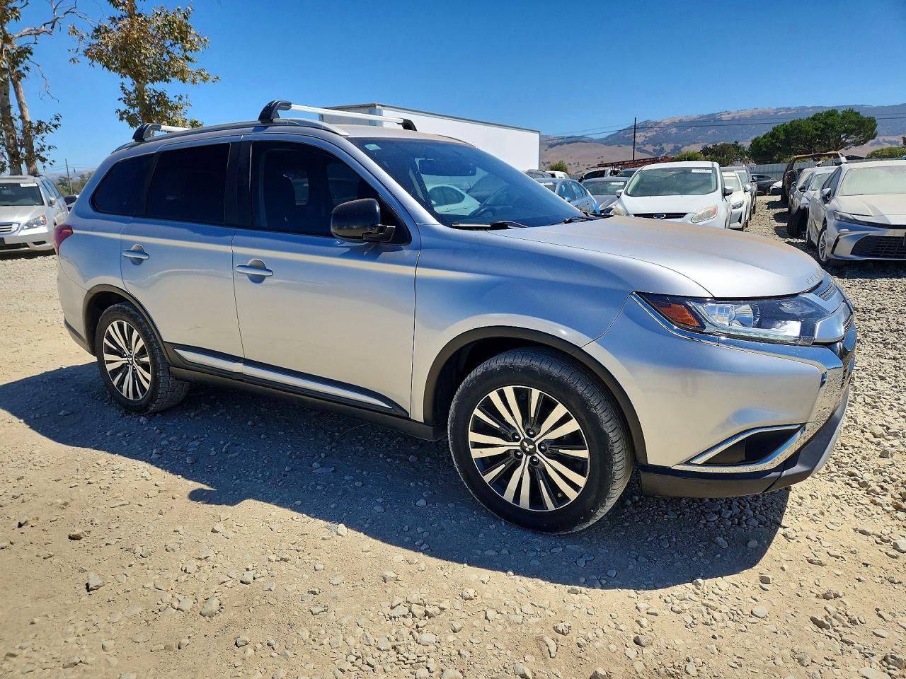 2020 MITSUBISHI OUTLANDER ES — снимка 4