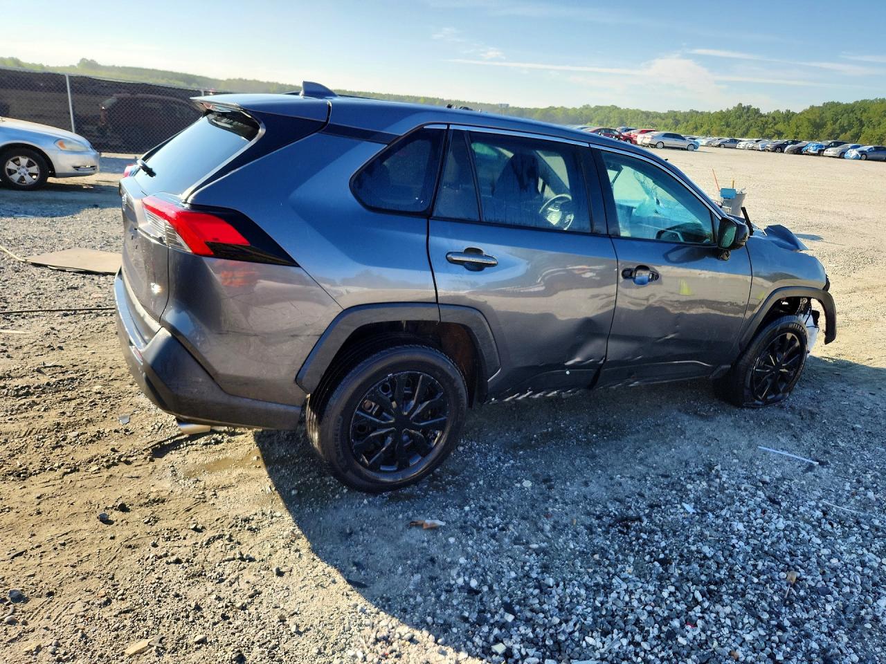 2020 TOYOTA RAV4 LE — снимка 3