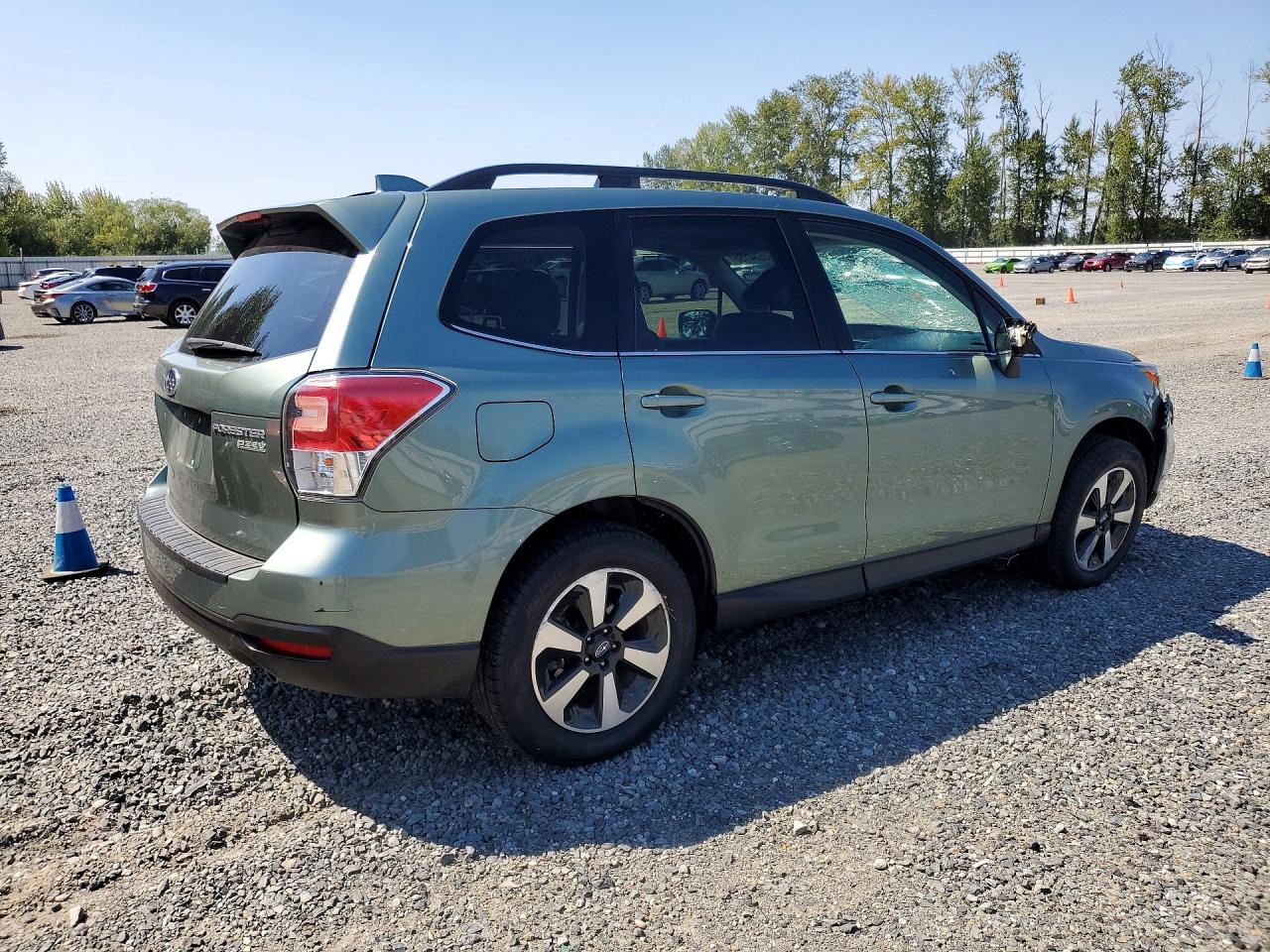 2017 SUBARU FORESTER 2.5I LIMITED — снимка 3