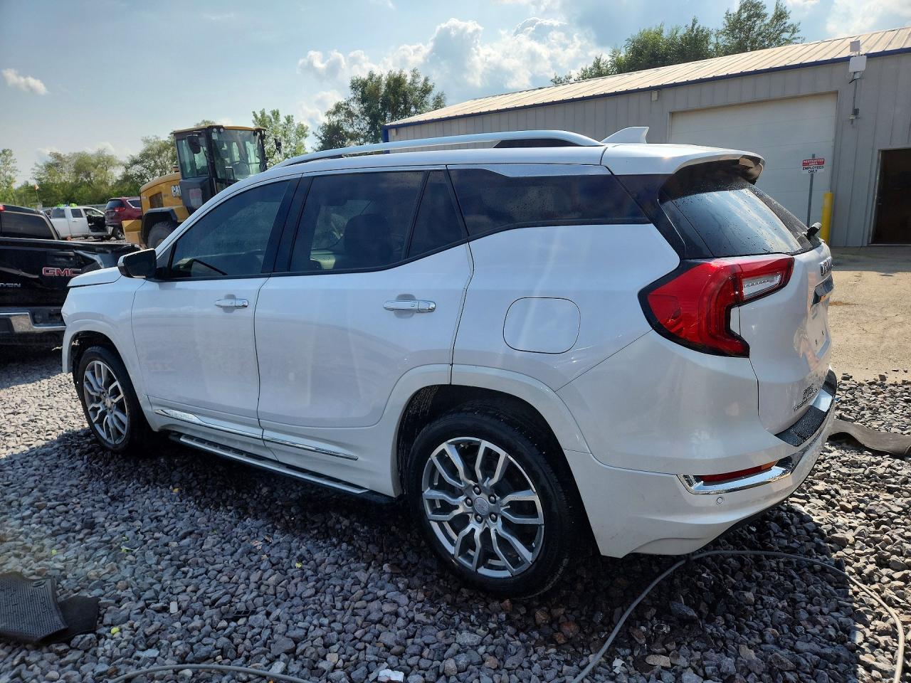 2022 GMC TERRAIN DENALI — снимка 2