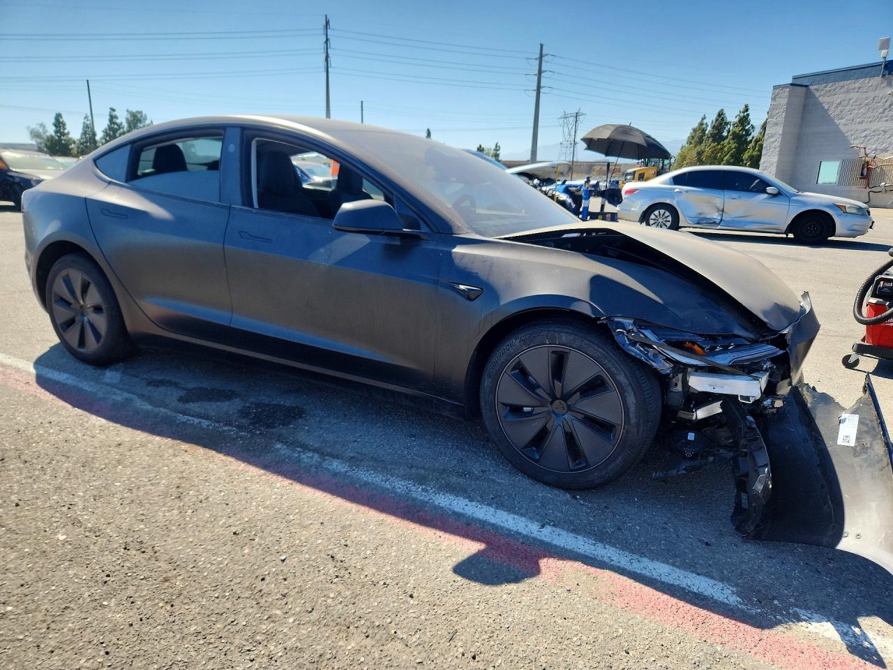 2025 TESLA MODEL 3 — снимка 4