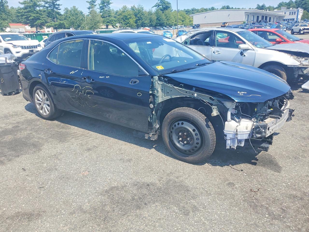 2018 TOYOTA CAMRY LE — снимка 4