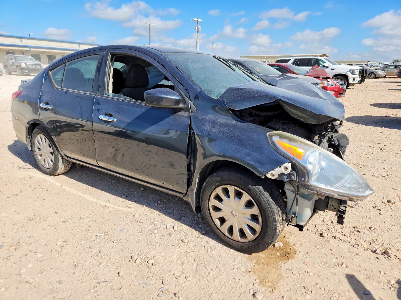 2015 NISSAN VERSA 1.6 SV — снимка 4