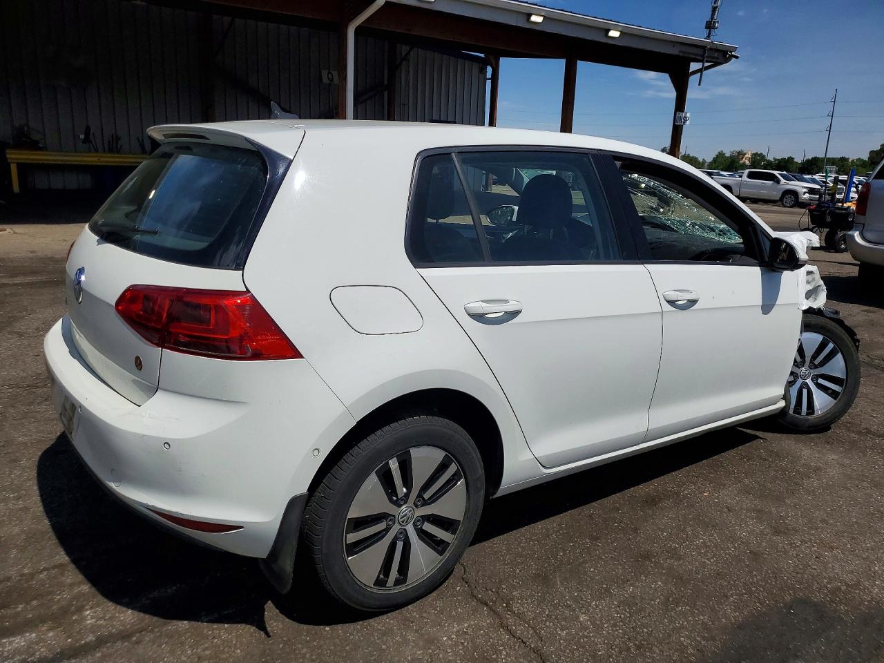 2016 VOLKSWAGEN E-GOLF SEL PREMIUM — снимка 3