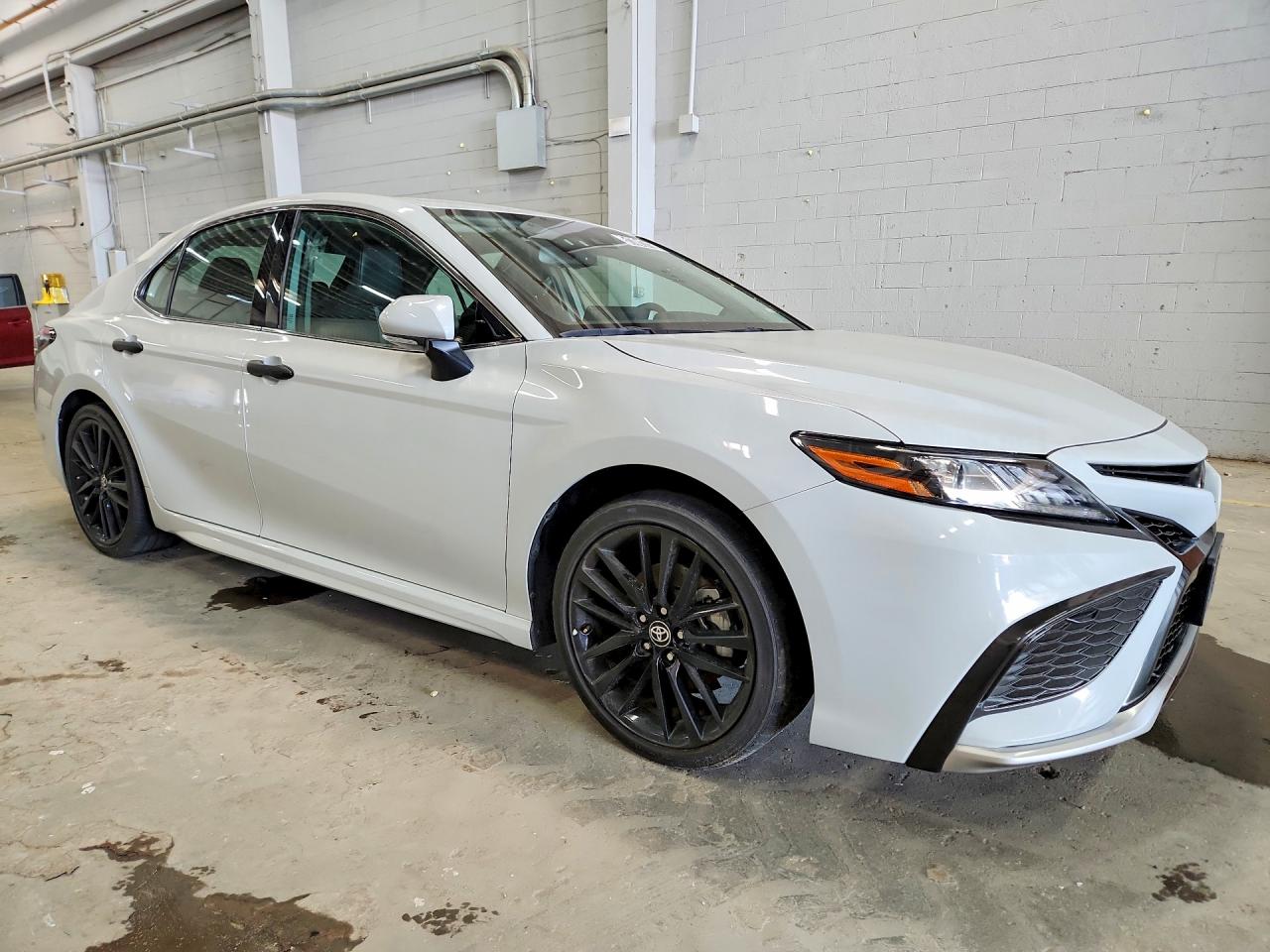 2022 TOYOTA CAMRY XSE — снимка 4