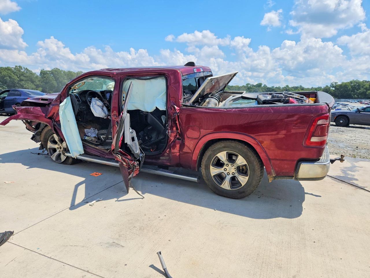 2021 RAM 1500 LARAMIE — снимка 2