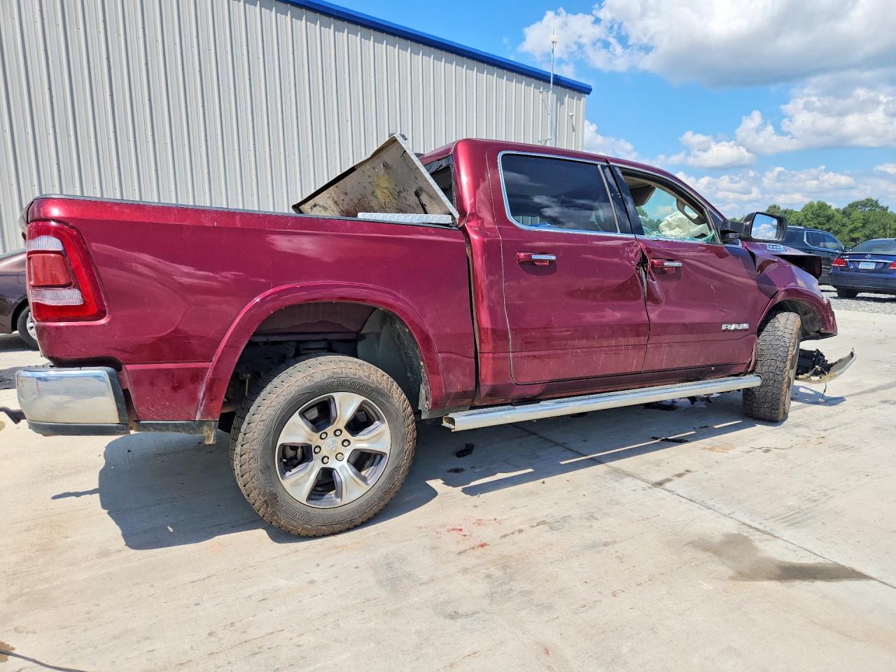 2021 RAM 1500 LARAMIE — снимка 3