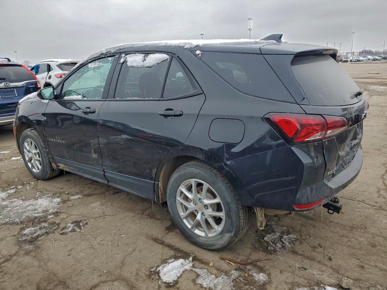 2024 CHEVROLET EQUINOX LS — снимка 2